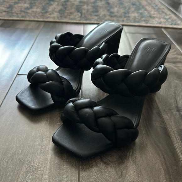 Braided heel sandals - Picture 1 of 3